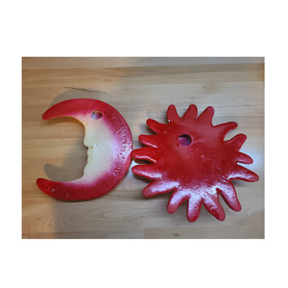 Red and yellow Sun and moon ceramic wall decor - Picture 4 of 4